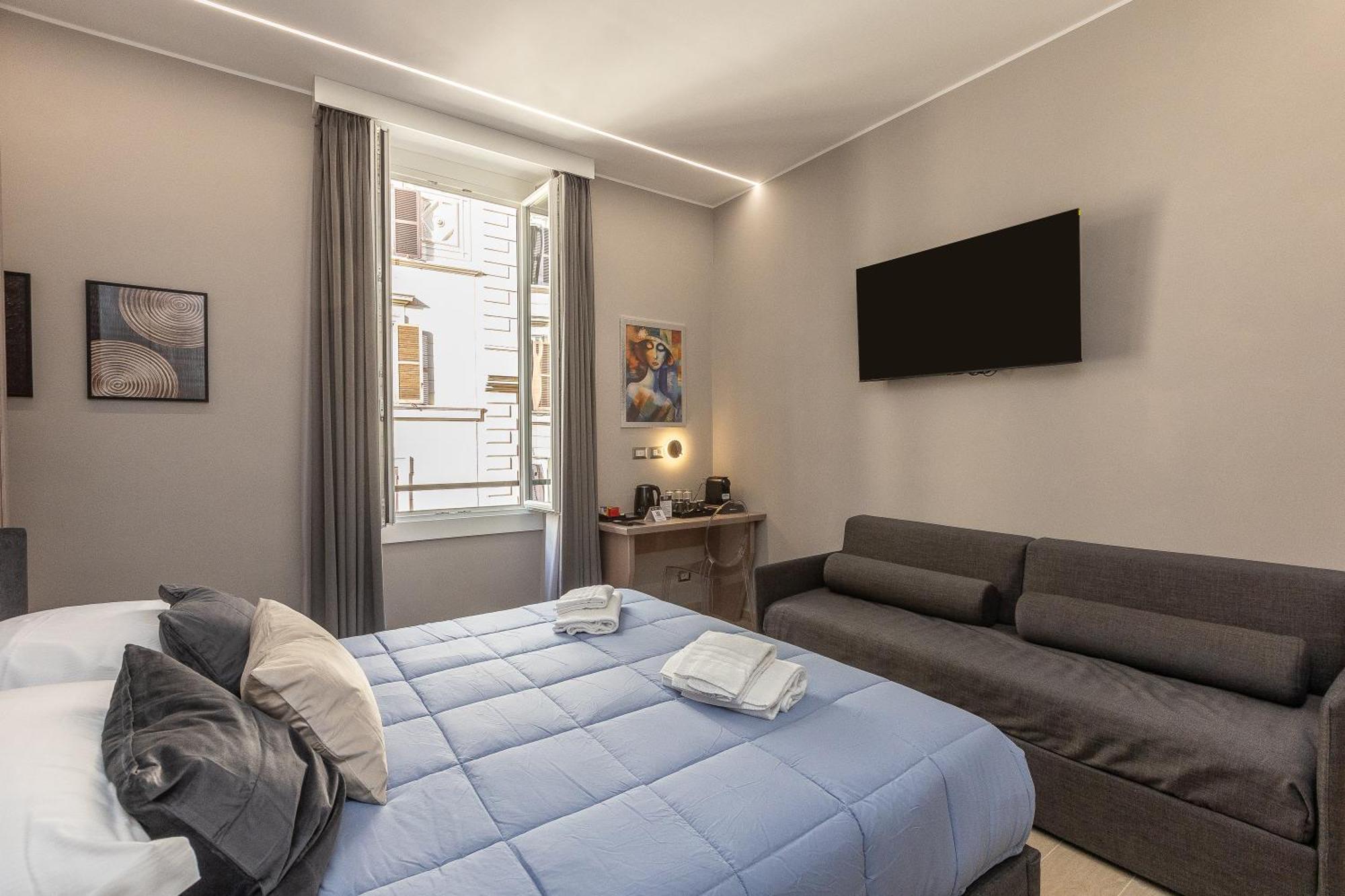 Iron Luxury Rooms — Photos 2